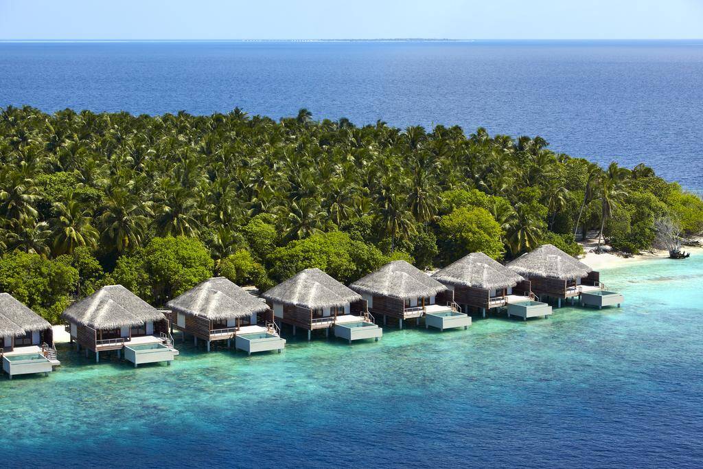 Dusit Thani Maldives Luxhotels (1)