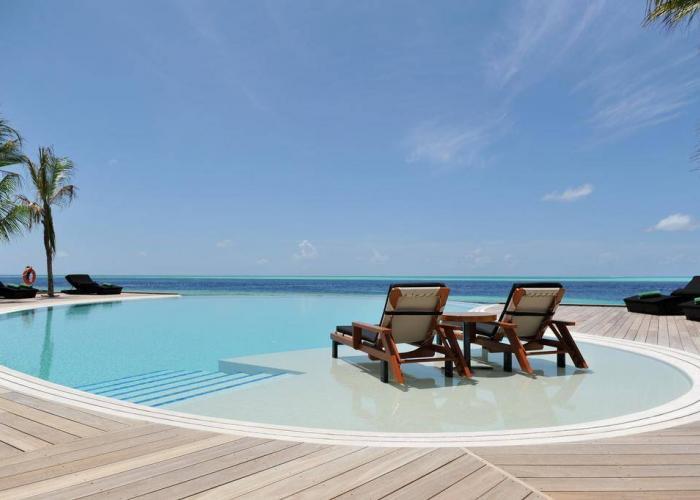 Komandoo Island Resort &Spa Luxhotels (3)