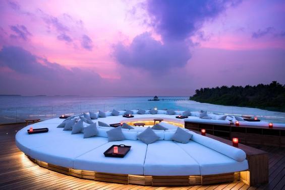 Anantara Kihavah Maldives Villas Luxhotels (10)