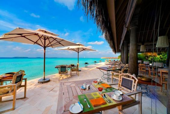 Anantara Kihavah Maldives Villas Luxhotels (12)