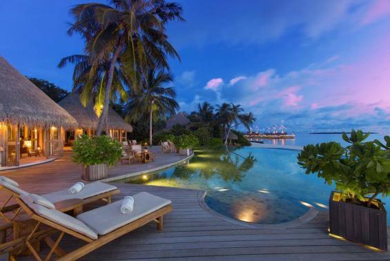 Milaidhoo Island Maldives Luxhotels (4)