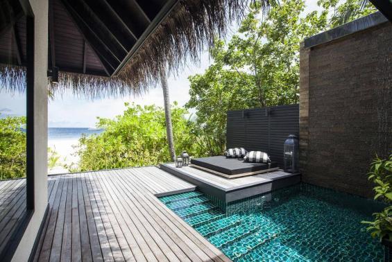 Outrigger Konotta Maldives Resort Luxhotels (5)