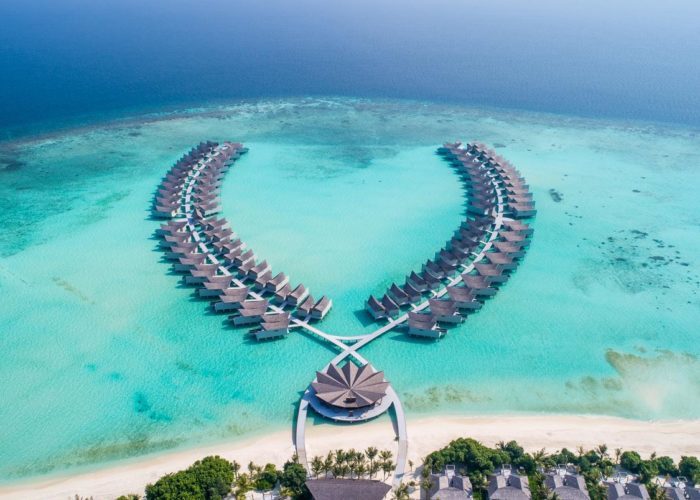 Mӧvenpick Resort Kuredhivaru Maldives luxhotels (24)