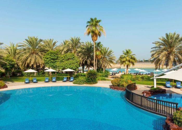 Sheraton Abu Dhabi Hotel & Resort luxhotels (7)