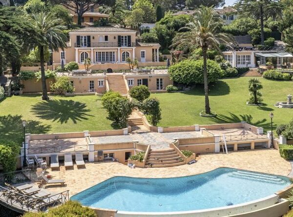 Willa Z Basenem St. Tropez 1