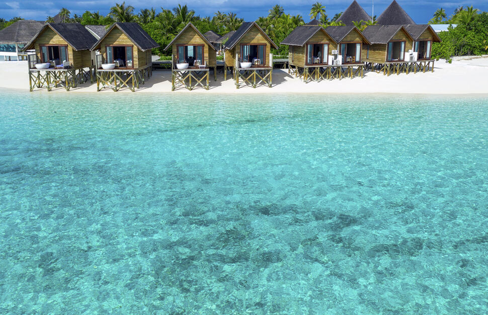 OZEN Life MAdhoo luxhotels